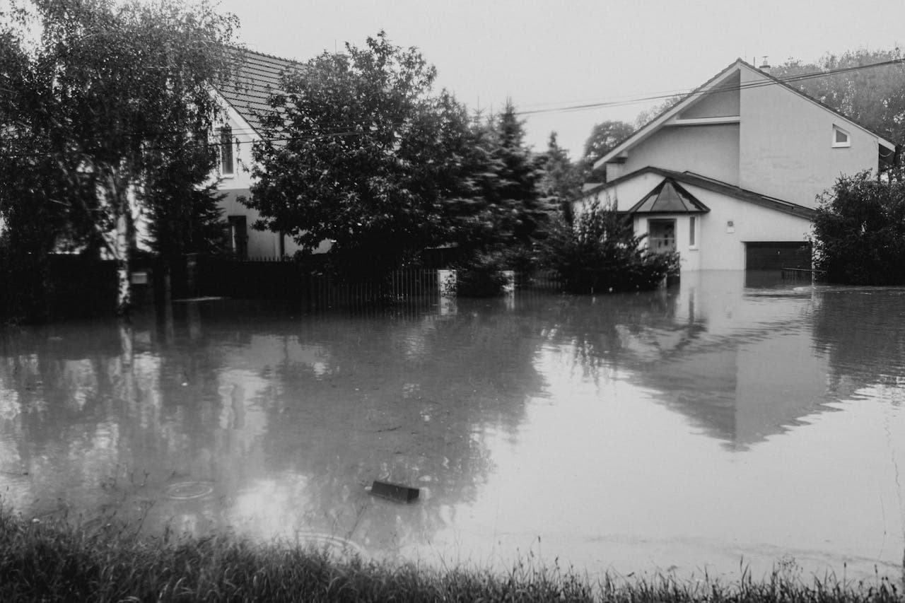 Water Damage vs. Flood Damage Insurance in Houston: What Every Homeowner Must Know